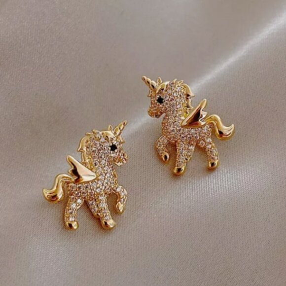 NEW [ST] Unicorn Rhinestone Crystal Zircon Sparkle Stud Gold-Toned Earrings - Picture 2 of 7